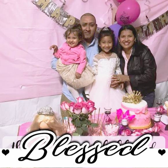 Meet your Posher, Zaira - Picture 1 of 1